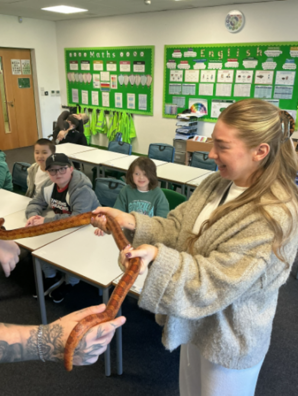 Holiday Club Fun with Zoolab